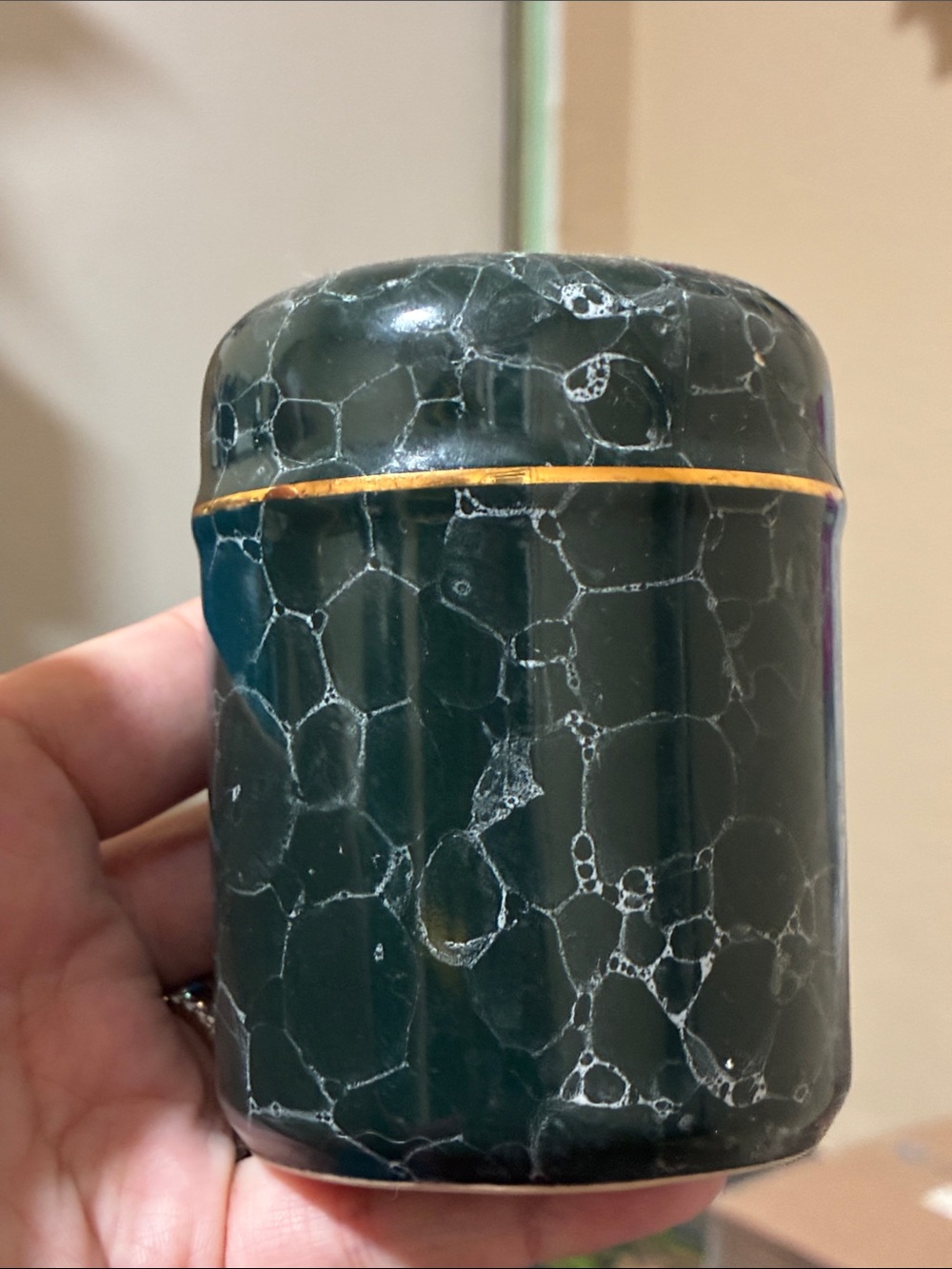 Vintage Dark Green Marble Pattern Toothbrush Holder with Gold Accent - Picture 6 of 6